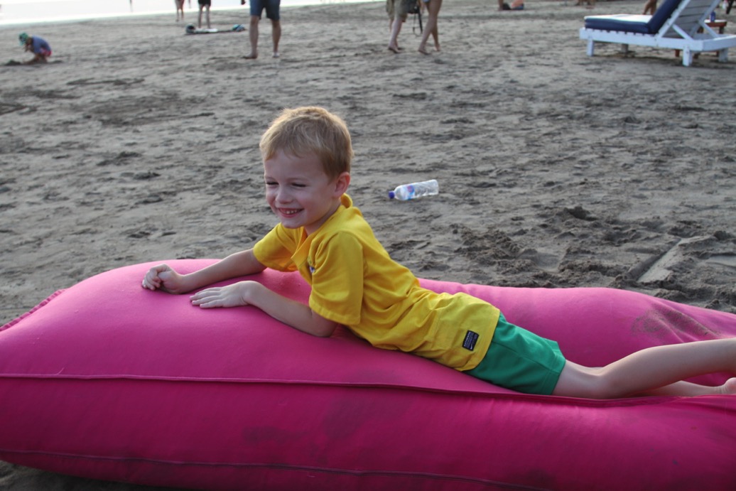 2013-08-06_17-47-13_Seminyak_MarkDorn